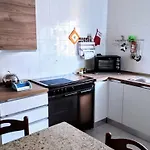 Grande Bilocale Con Giardino ليتسانو