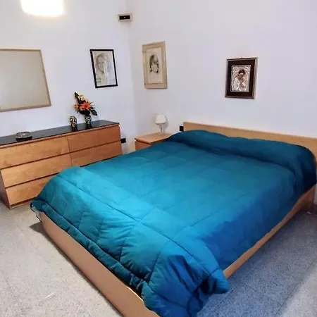 Apartment Grande Bilocale Con Giardino *