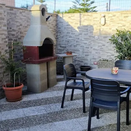 Apartment Grande Bilocale Con Giardino *